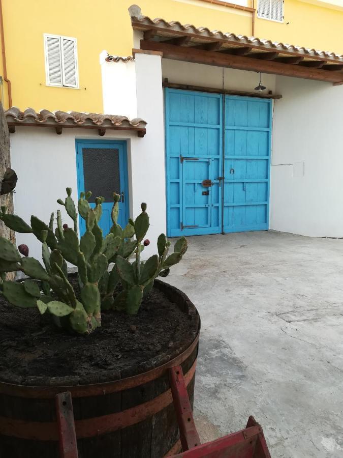 Centu Concas Bed & Breakfast Muravera Exterior photo