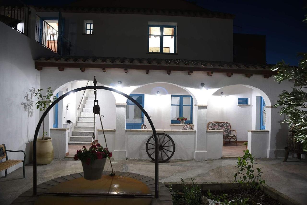 Centu Concas Bed & Breakfast Muravera Exterior photo