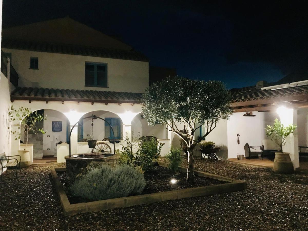 Centu Concas Bed & Breakfast Muravera Exterior photo