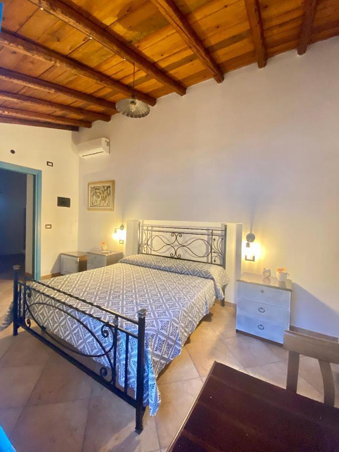 Centu Concas Bed & Breakfast Muravera Exterior photo